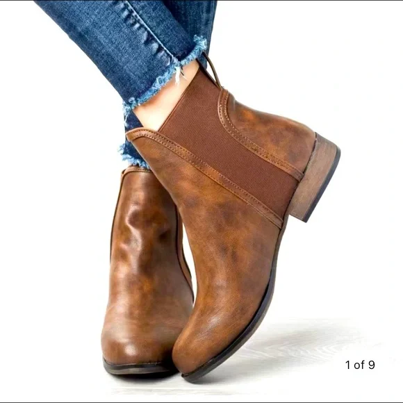 Perfect Vintage Chelsea Boots - Picture 1 of 2